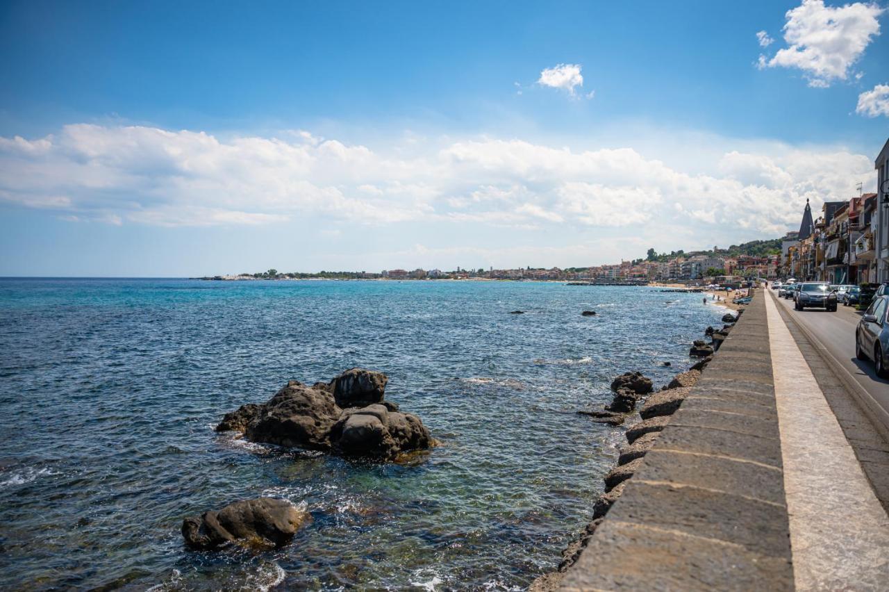 La Casetta Azzurra Naxos Giardini Naxos Bagian luar foto